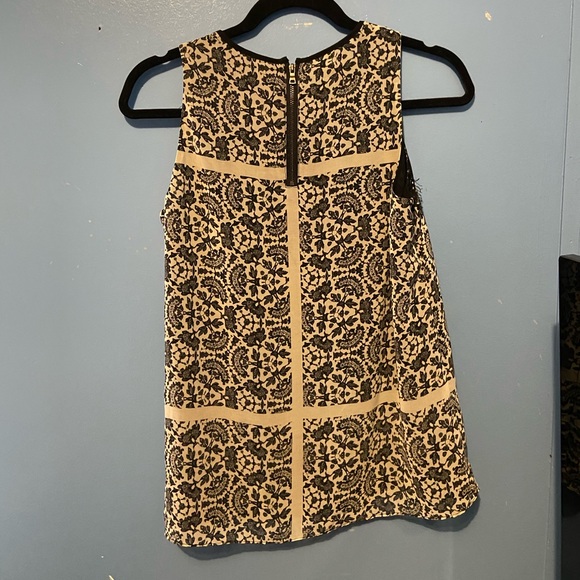 blouse - Picture 2 of 2